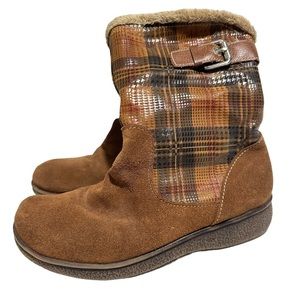 Naturalizer Ankle Boots 8